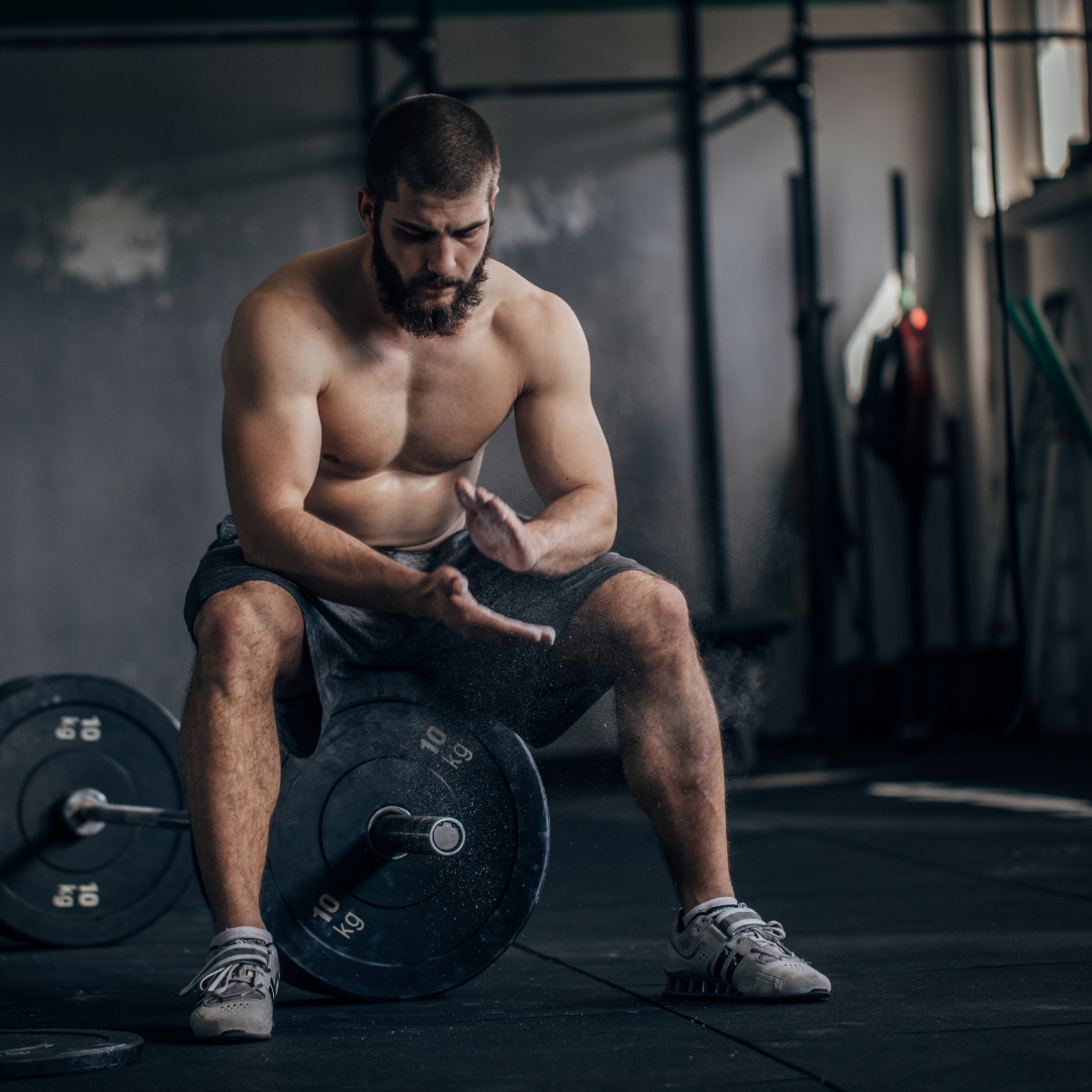 3 Essential Pieces of Gear for Beginner Powerlifters - Muscle